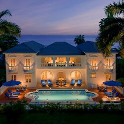Half_Moon_Exterior